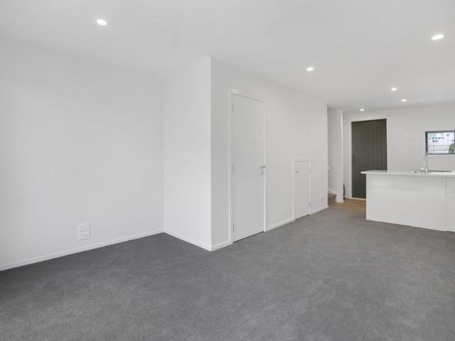 Apartment for rent in Whangaparaoa