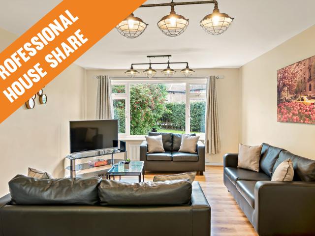 Room for rent in Burley, Leeds