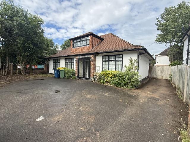House for rent in Little Stanmore, Greater London