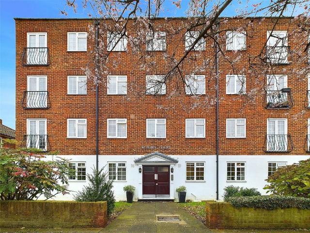 Apartment for rent in North Sheen, Greater London