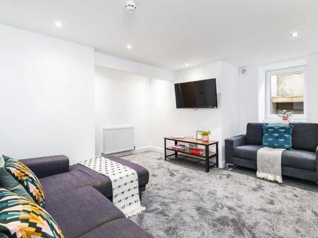 House for rent in Burley, West Yorkshire