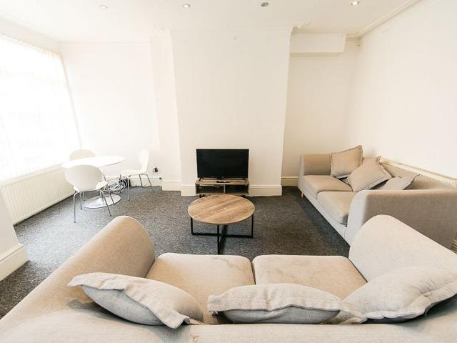 House for rent in Burley, Leeds