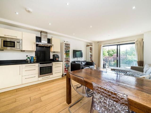 House for rent in Kennington, Greater London