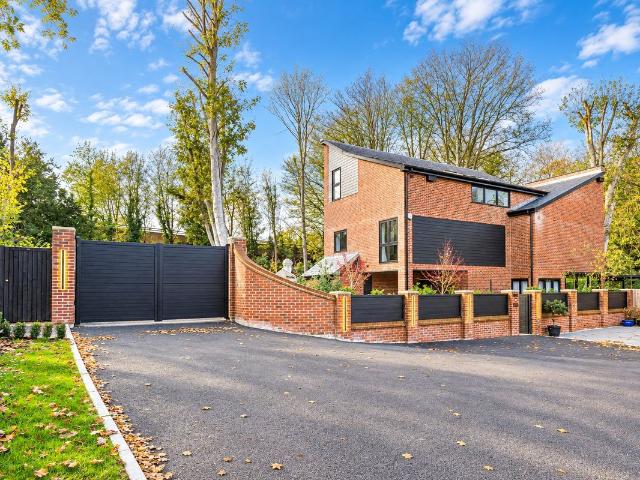 House for rent in Hunsdon, East Hertfordshire