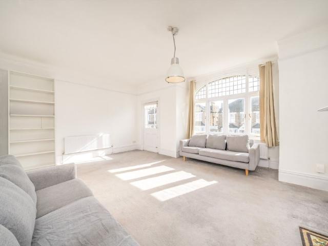 Apartment for rent in Streatham, Greater London