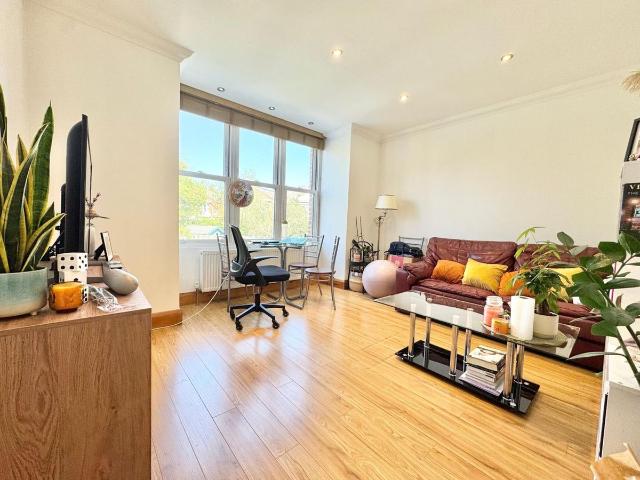 Apartment for rent in Streatham, Isle Of Man