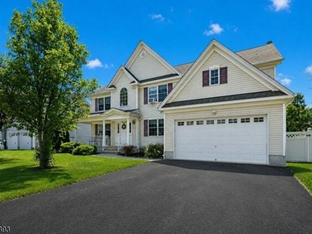 House for sale in Clark, New Jersey