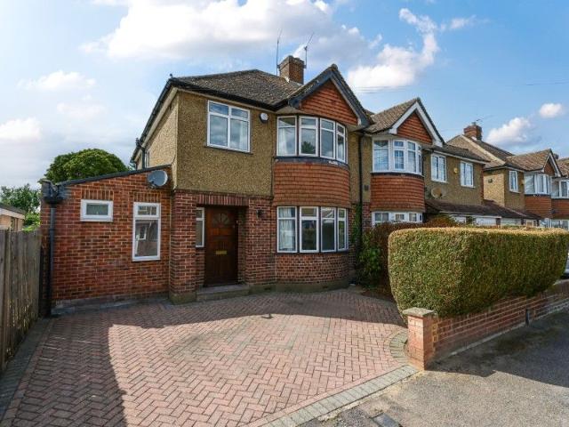 House for rent in Lower Halliford, Surrey
