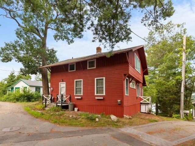 House for sale in Gloucester, Essex County