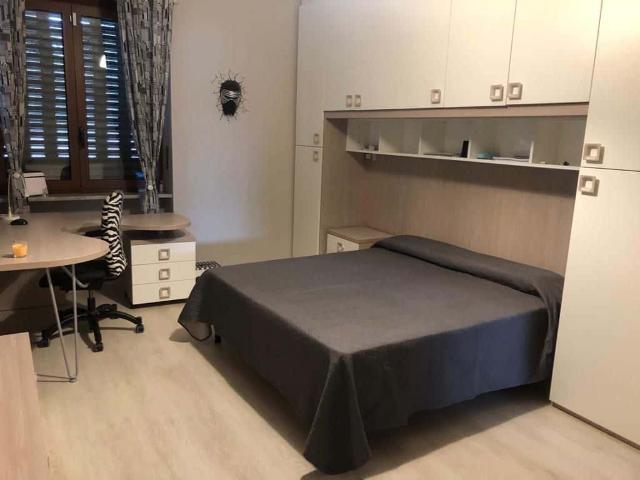 Stanza in affitto a Piemonte, Torino