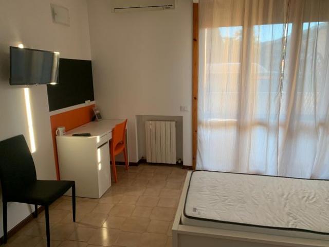Stanza in affitto a Nord-Ovest, Brenzone