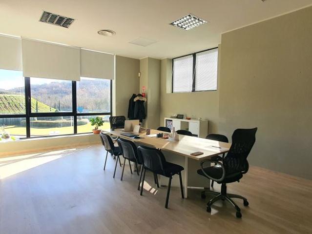 Ufficio in affitto a Chiugiana, Corciano