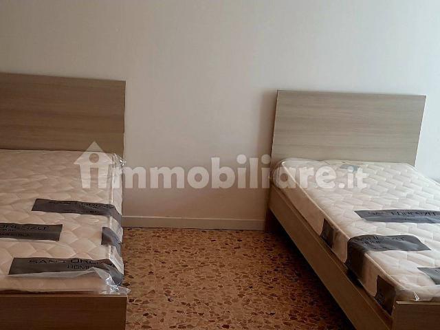 Stanza in affitto a Porta Mortara, Piemonte