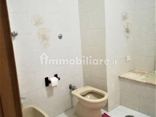 Stanza in affitto a Municipalità 4, Campania
