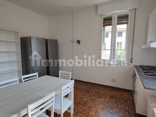 Stanza in affitto a Mirabello, Re