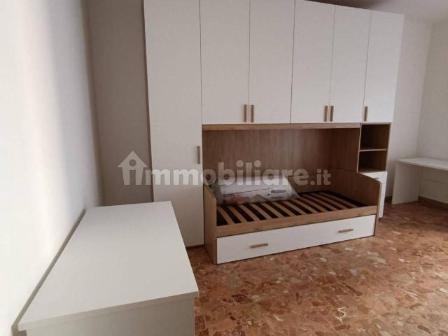 Stanza in affitto a Est, Brenzone
