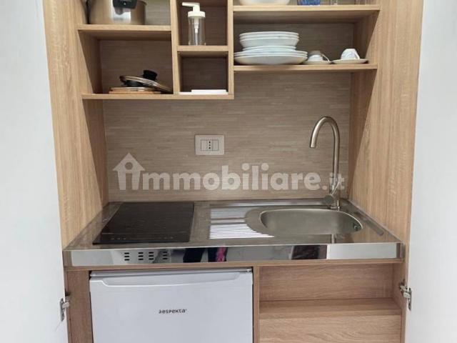 Stanza in affitto a Sud, Brenzone