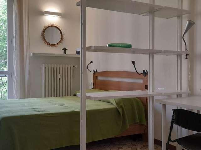Stanza in affitto a Municipio 6, Milano