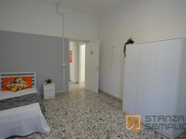 Stanza in affitto a San Giacomo città, Re
