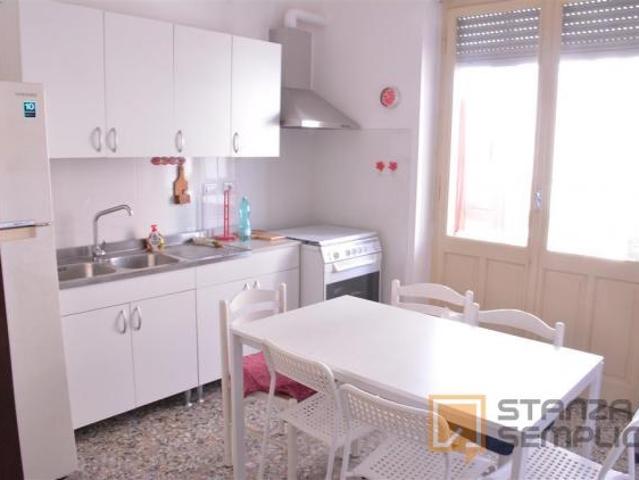 Stanza in affitto a Cagliari, Sardigna/Sardegna