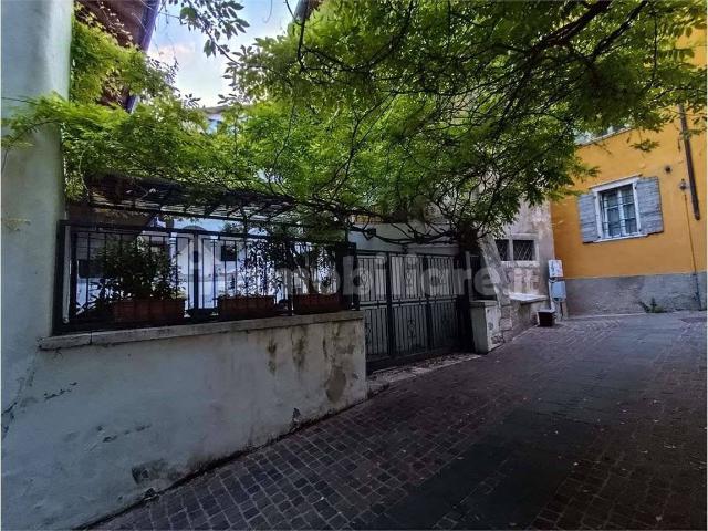 Stanza in affitto a Comunità della Vallagarina, Borgo Sacco