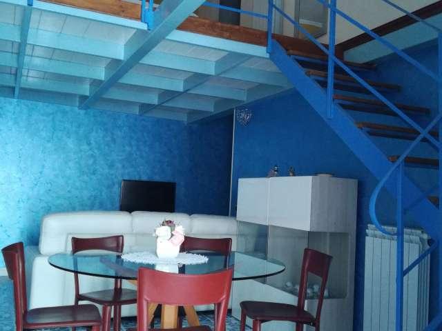 Stanza in affitto a Municipalità 4, Napola