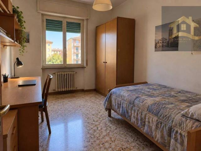 Stanza in affitto a Oltretorrente, Parma