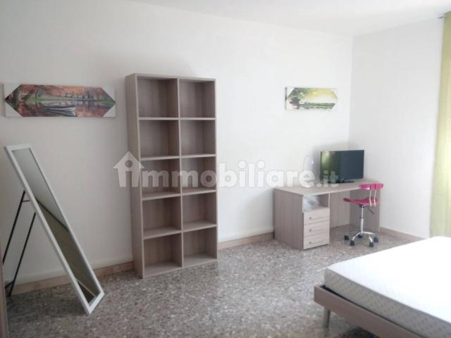 Stanza in affitto a Frezzotti, Latina