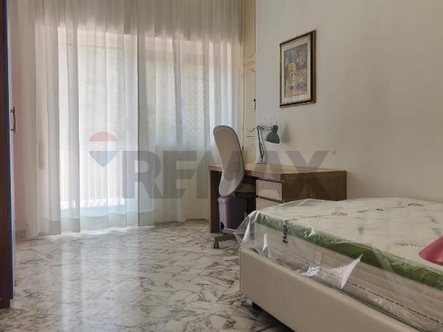 Stanza in affitto a Municipio 2, Puglia
