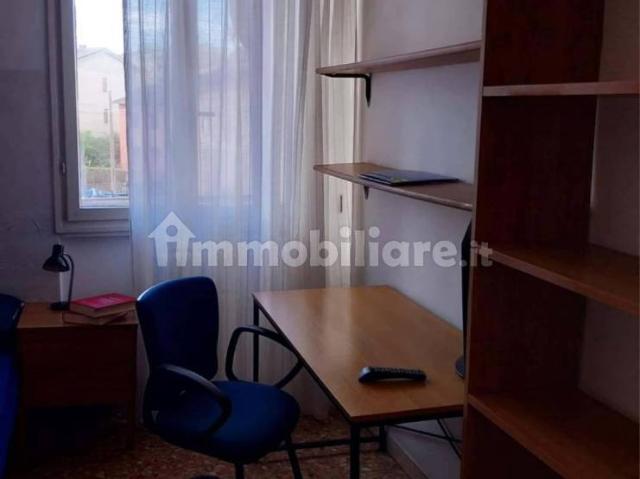 Stanza in affitto a Borgo Roma, Verona