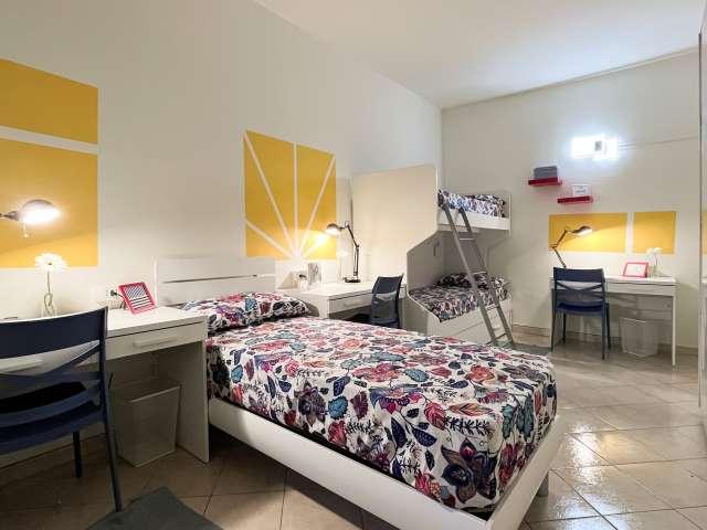 Stanza in affitto a Municipio 7, Milano