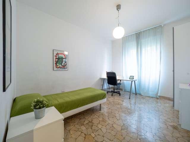 Stanza in affitto a Municipio 4, Milano