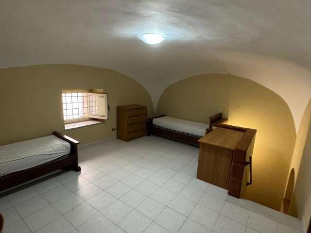 Stanza in affitto a Municipalità 2, Napola