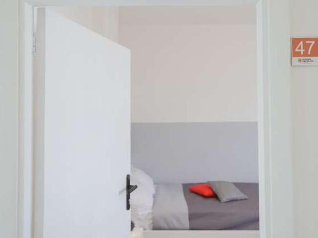 Stanza in affitto a Municipalità 3, Napola