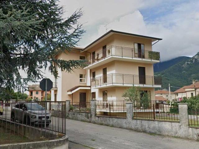 Stanza in affitto a Malgrate, Lombardia