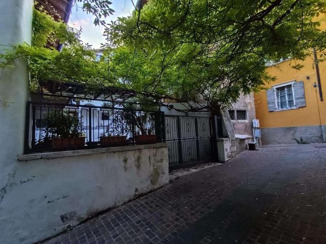 Stanza in affitto a Comunità della Vallagarina, Borgo Sacco