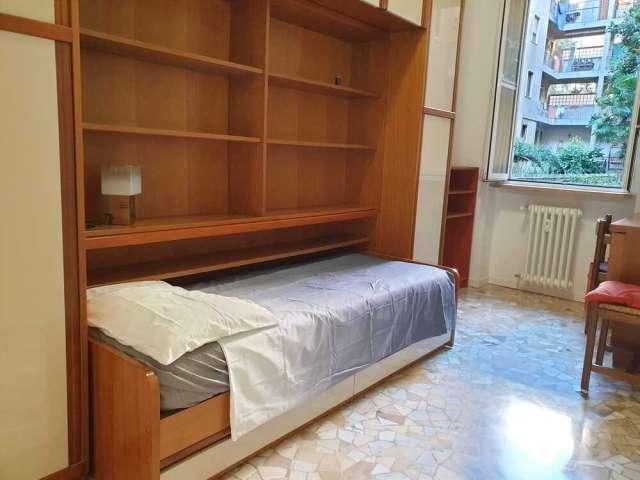Stanza in affitto a Municipio 6, Milano