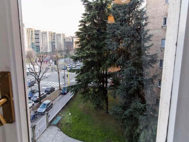 Stanza in affitto a Municipio 7, Milano