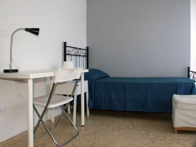 Stanza in affitto a Unione dei Comuni Circondario dell'Empolese Valdelsa, Empoli