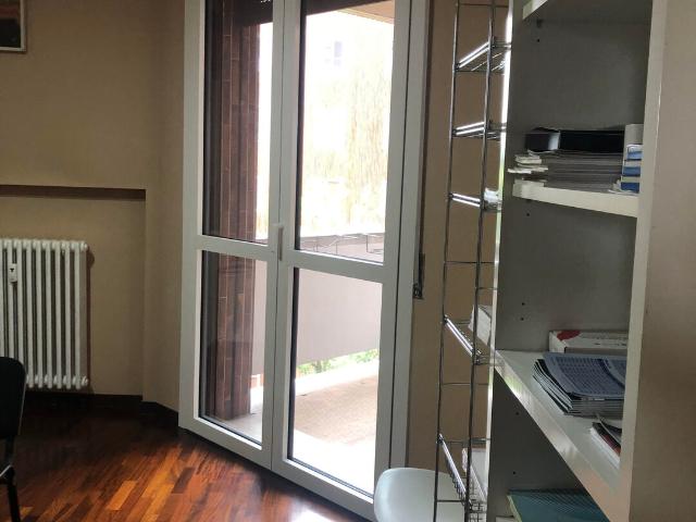 Ufficio in affitto a Triulzo, San Donato Milanese