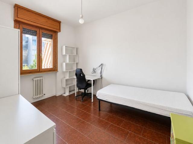 Stanza in affitto a Valera, Parma