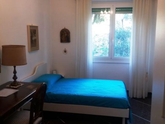 Stanza in affitto a Serra Riccò, Liguria