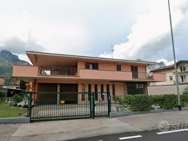 Stanza in affitto a Ponte Azzone Visconti, Malgrate