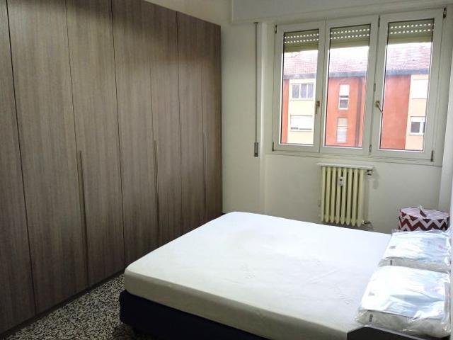 Stanza in affitto a Municipio 8 di Milano, Milano