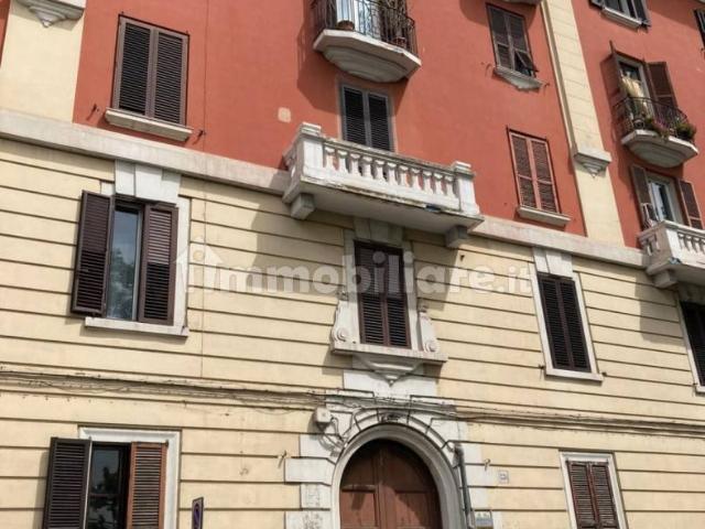 Stanza in affitto a Municipio 1, Puglia