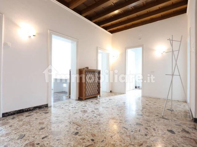 Stanza in affitto a Vicenza, Veneto