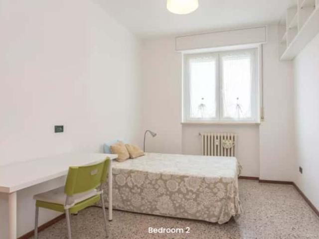 Stanza in affitto a Municipio 7, Milano