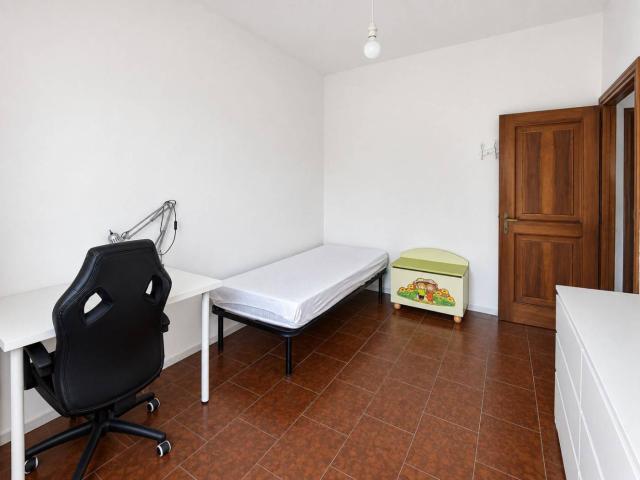 Stanza in affitto a Valera, Parma