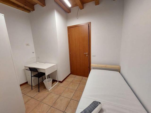 Stanza in affitto a Valverde, Bergamo