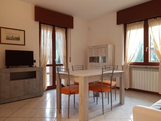 Stanza in affitto a Sud-Ovest, Brenzone